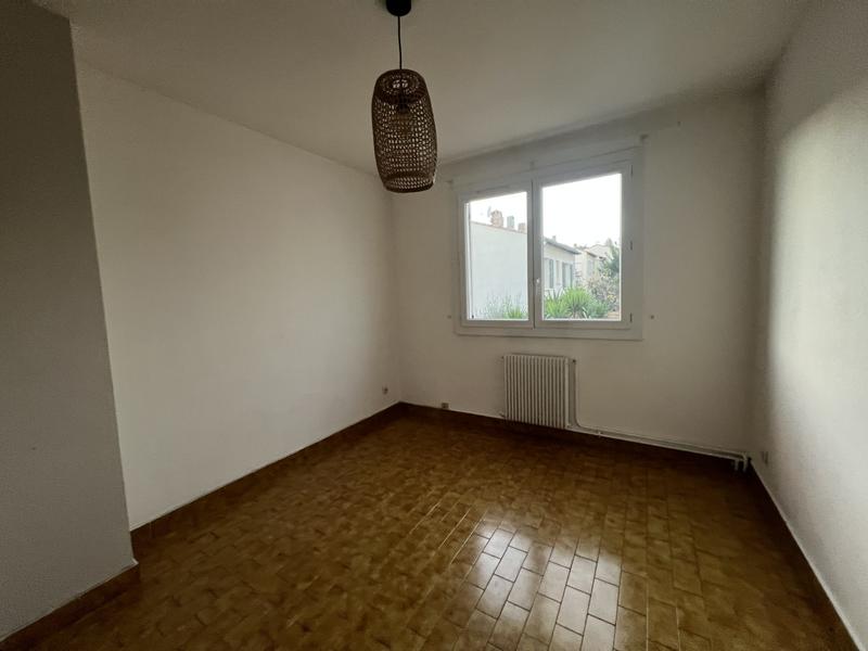 Villa - 90 m² - 4 pièces