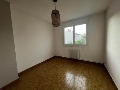 Villa - 90 m² - 4 pièces