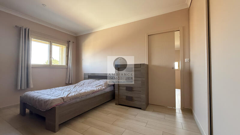 Maison - 163 m² - 7 pièces