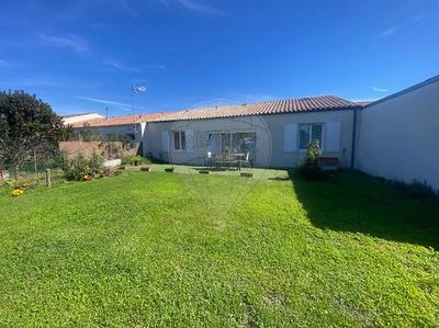 Maison - 93 m² - 4 pièces