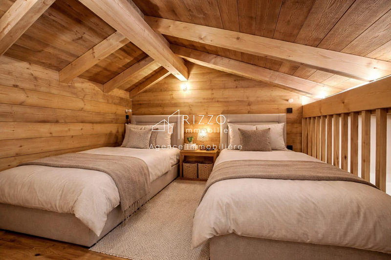 Appartement - 99 m² - 4 pièces