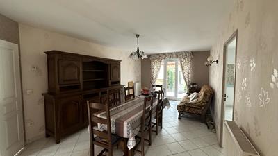 Maison - 80 m² - 4 pièces