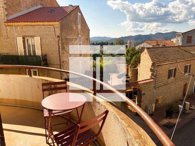 Appartement - 76 m² - 3 pièces