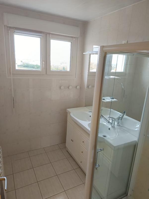 Maison - 96 m² - 6 pièces