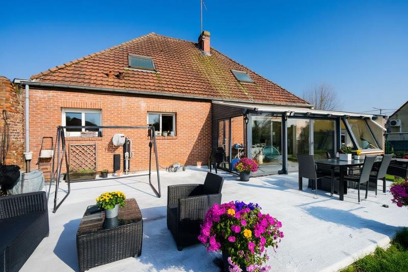 Pavillon - 150 m² - 8 pièces