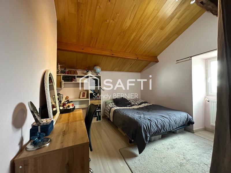 Maison - 157 m² - 5 pièces