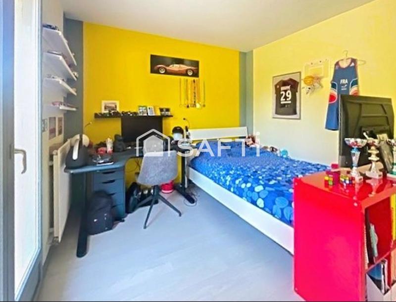 Maison - 179 m² - 7 pièces