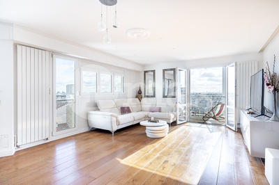 Appartement - 104 m² - 5 pièces