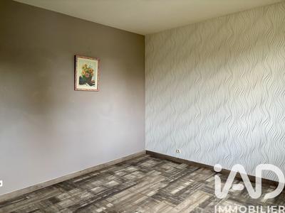 Maison - 176 m² - 7 pièces