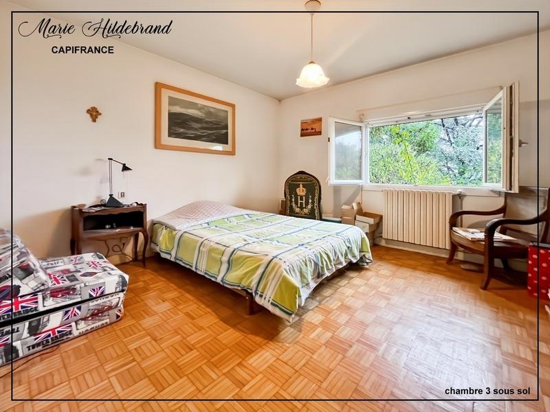 Maison - 130 m² - 8 pièces