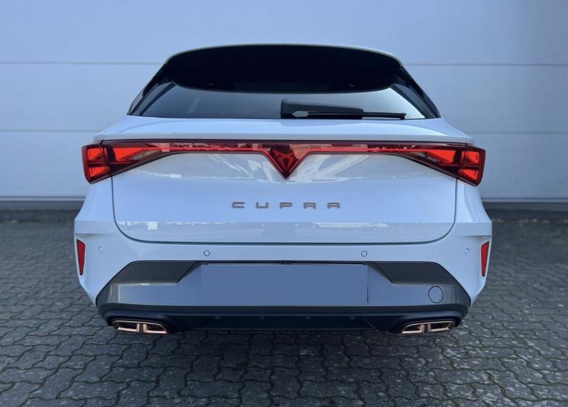 Cupra Leon St Vz 272 Hybrid Rechargeable / Toit Pano Ouvrant Coffre et Seieges Elec Keyless Sennheiser