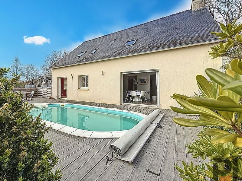 Maison - 168 m² - 6 pièces