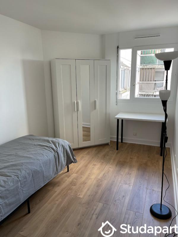 Chambre - 10 m² - 1 pièce