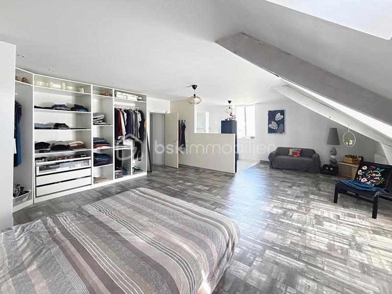 Demeure - 295 m² - 10 pièces