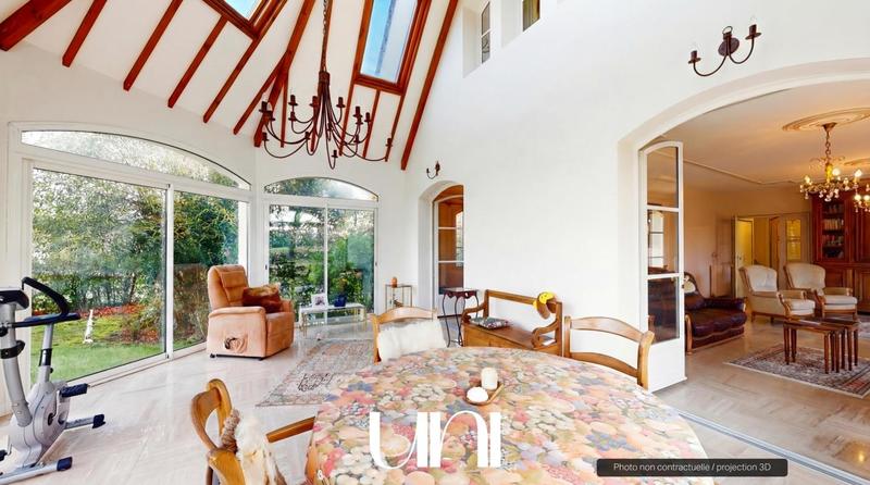 Maison - 190 m² - 7 pièces