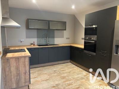 Maison - 227 m² - 5 pièces