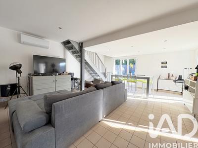 Maison - 108 m² - 5 pièces