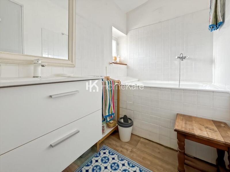 Maison - 185 m² - 8 pièces