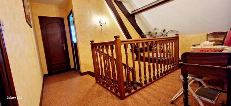 Maison - 186 m² - 6 pièces