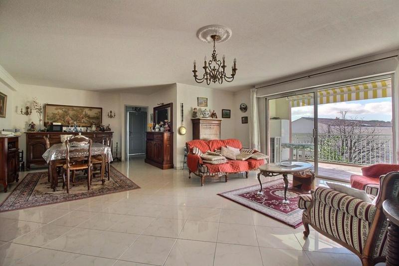 Appartement - 117 m² - 4 pièces