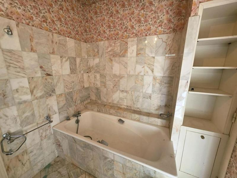 Maison - 235 m² - 4 pièces