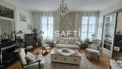 Appartement - 120 m² - 5 pièces