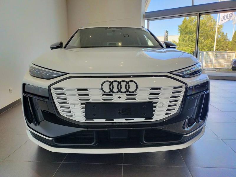 Audi q6 e-tron 306 ch 100 kWh performance s line