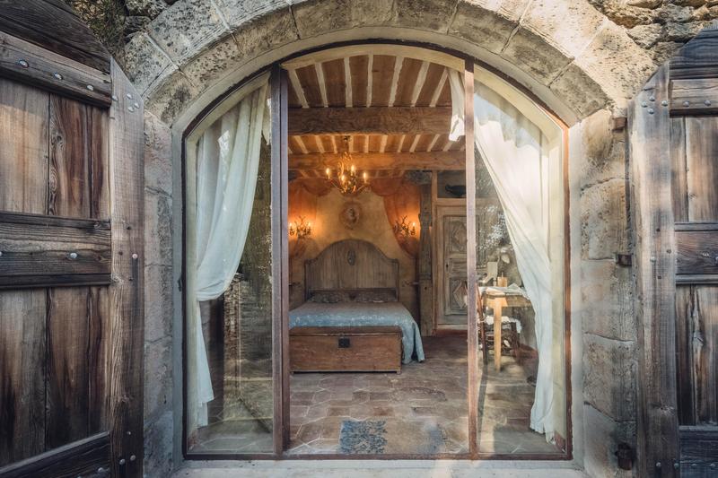 Maison en pierre - 215 m² - 7 pièces