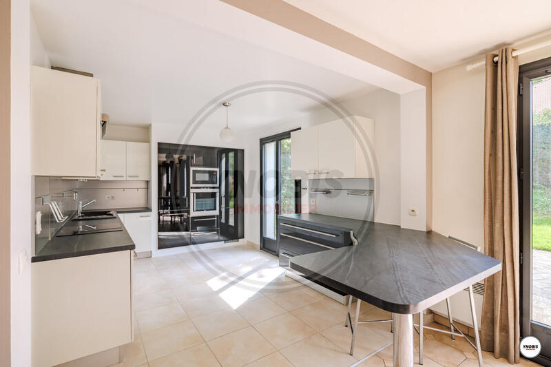 Maison - 164 m² - 7 pièces