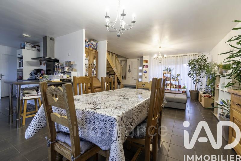 Maison - 105 m² - 6 pièces