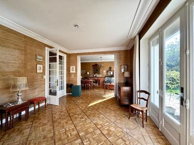 Maison - 175 m² - 7 pièces