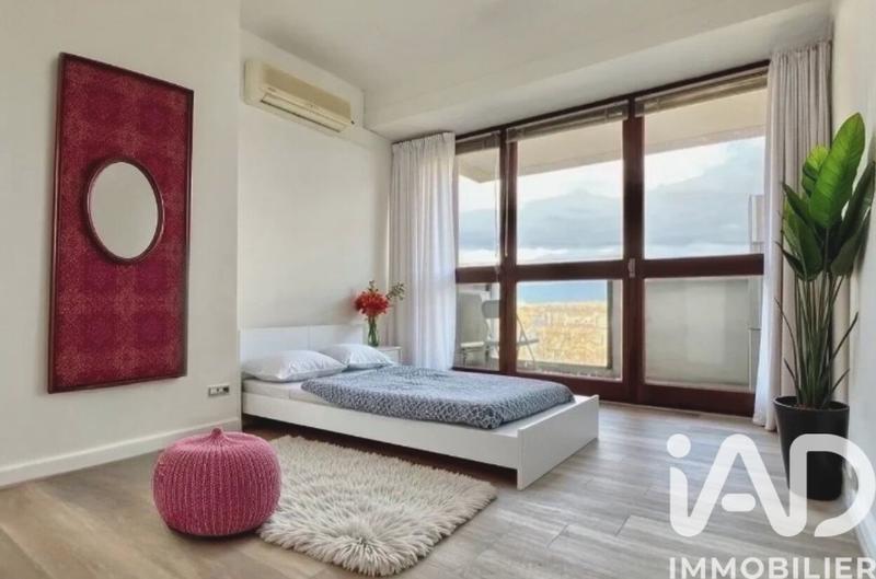 Appartement - 126 m² - 5 pièces