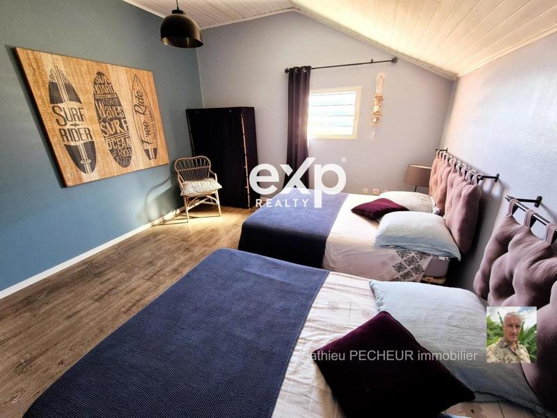 Maison - 269 m² - 10 pièces