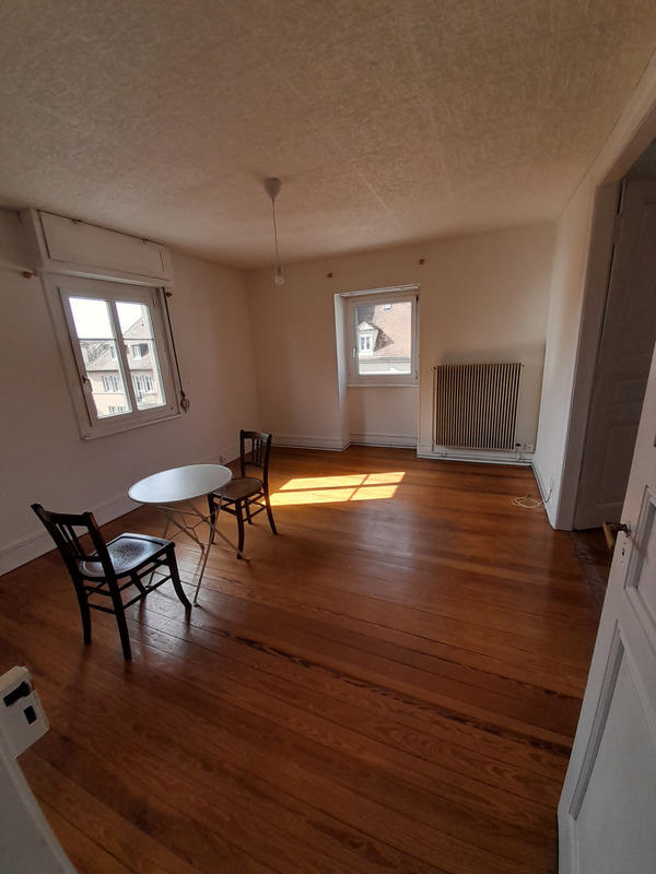 Appartement ancien - 95 m² - 4 pièces