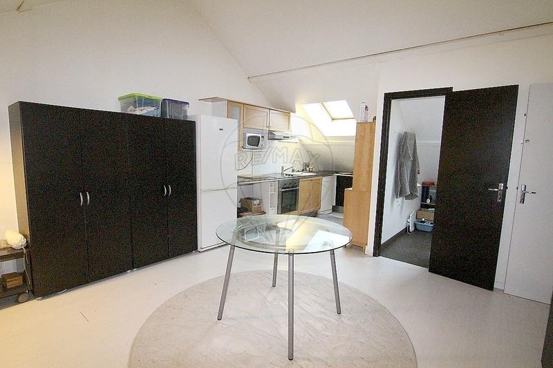 Maison - 142 m² - 9 pièces