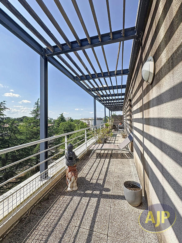 Appartement - 81 m² - 4 pièces