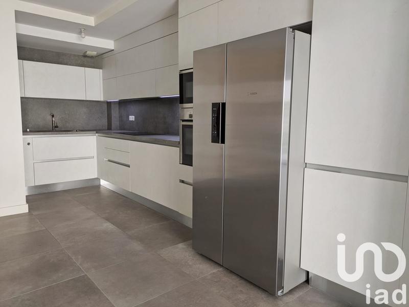 Appartement - 100 m² - 4 pièces