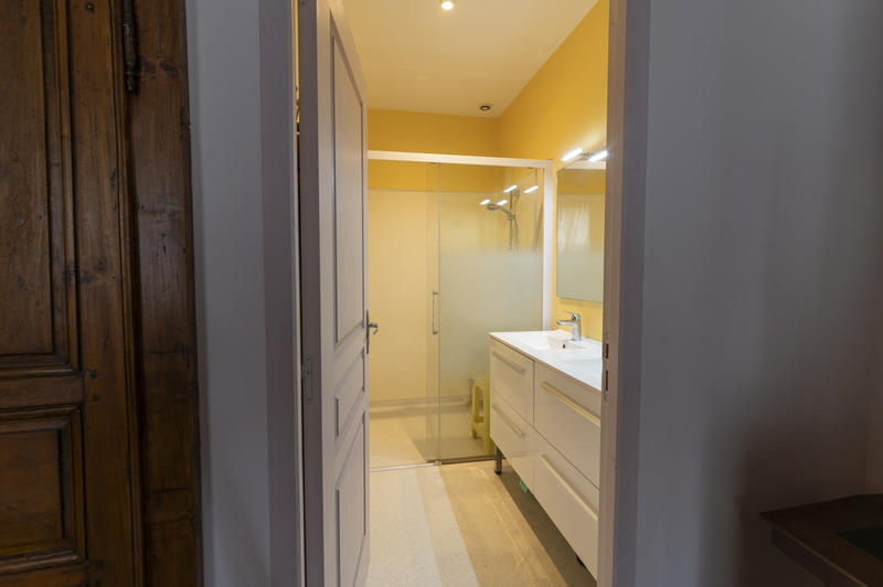 Maison - 225 m² - 7 pièces