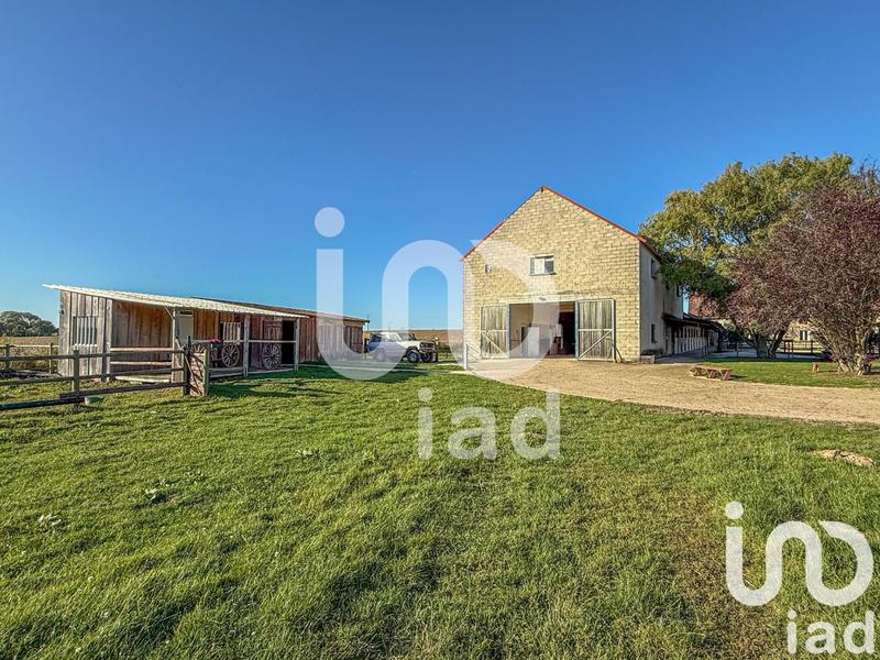 Maison - 221 m² - 7 pièces