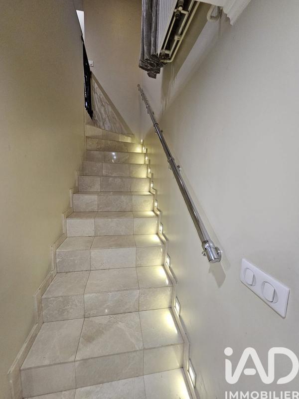 Maison - 167 m² - 7 pièces