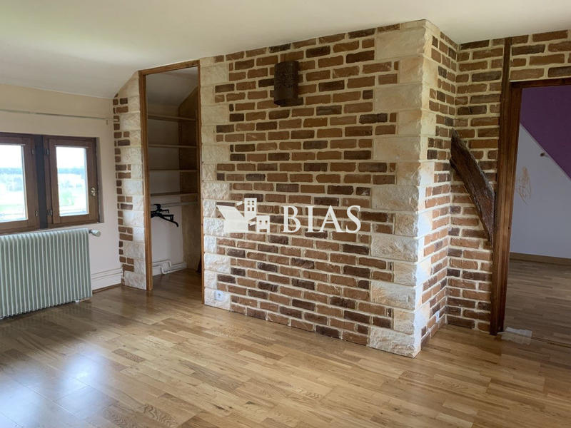 Maison ancienne - 105 m² - 6 pièces