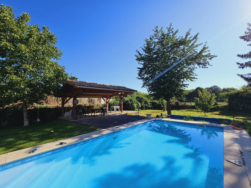 Maison traditionnelle - 116 m² - 6 pièces