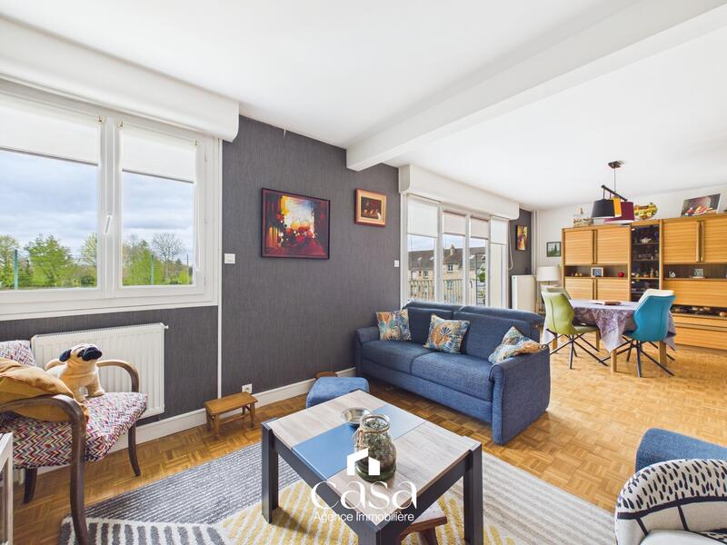 Appartement - 80 m² - 4 pièces