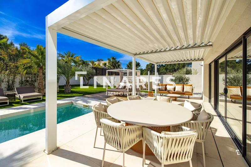 Villa - 189 m² - 6 pièces