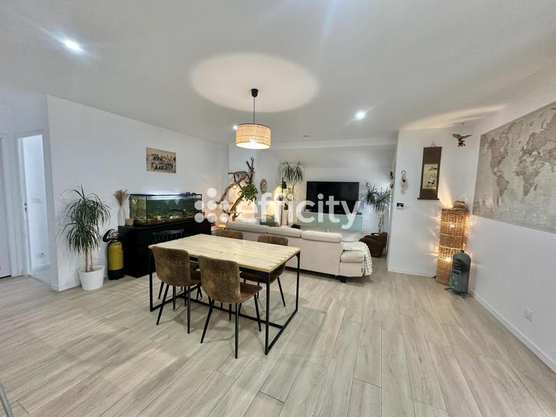 Maison - 112 m² - 5 pièces