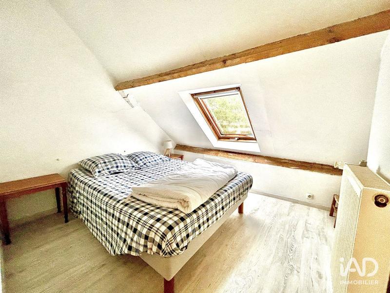 Maison - 210 m² - 7 pièces