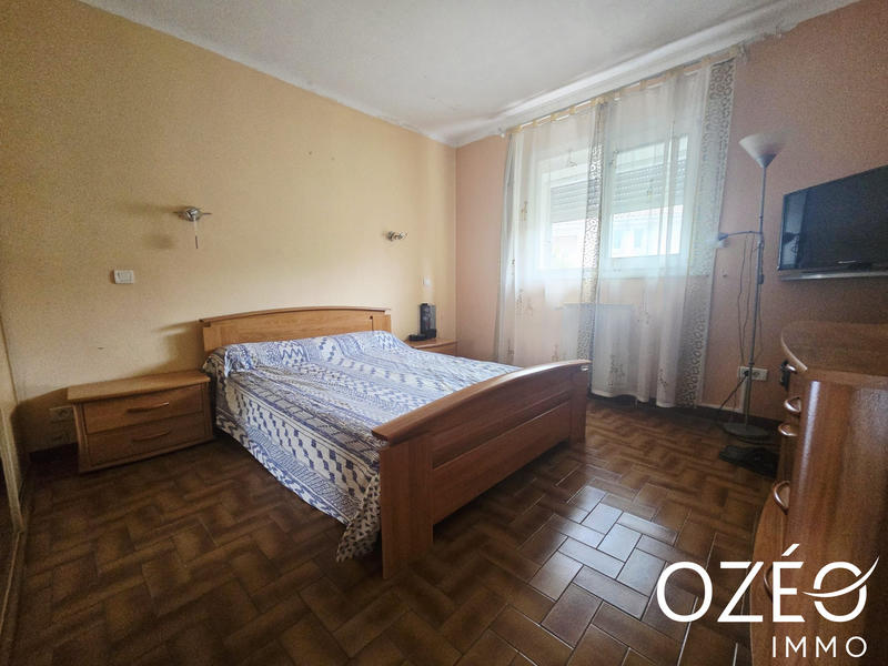 Maison traditionnelle - 173 m² - 8 pièces