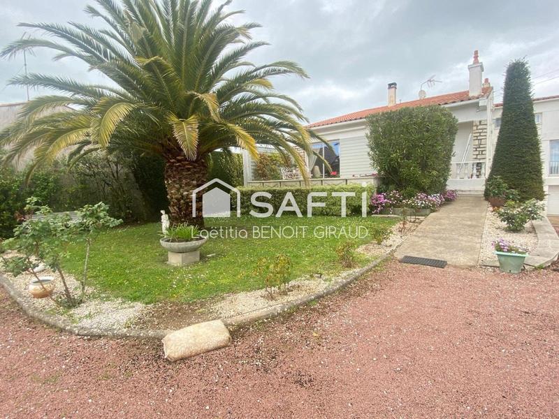 Maison - 220 m² - 6 pièces