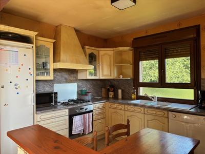 Maison - 92 m² - 5 pièces