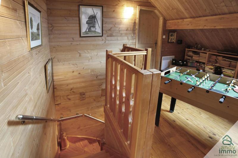 Châlet - 271 m² - 9 pièces